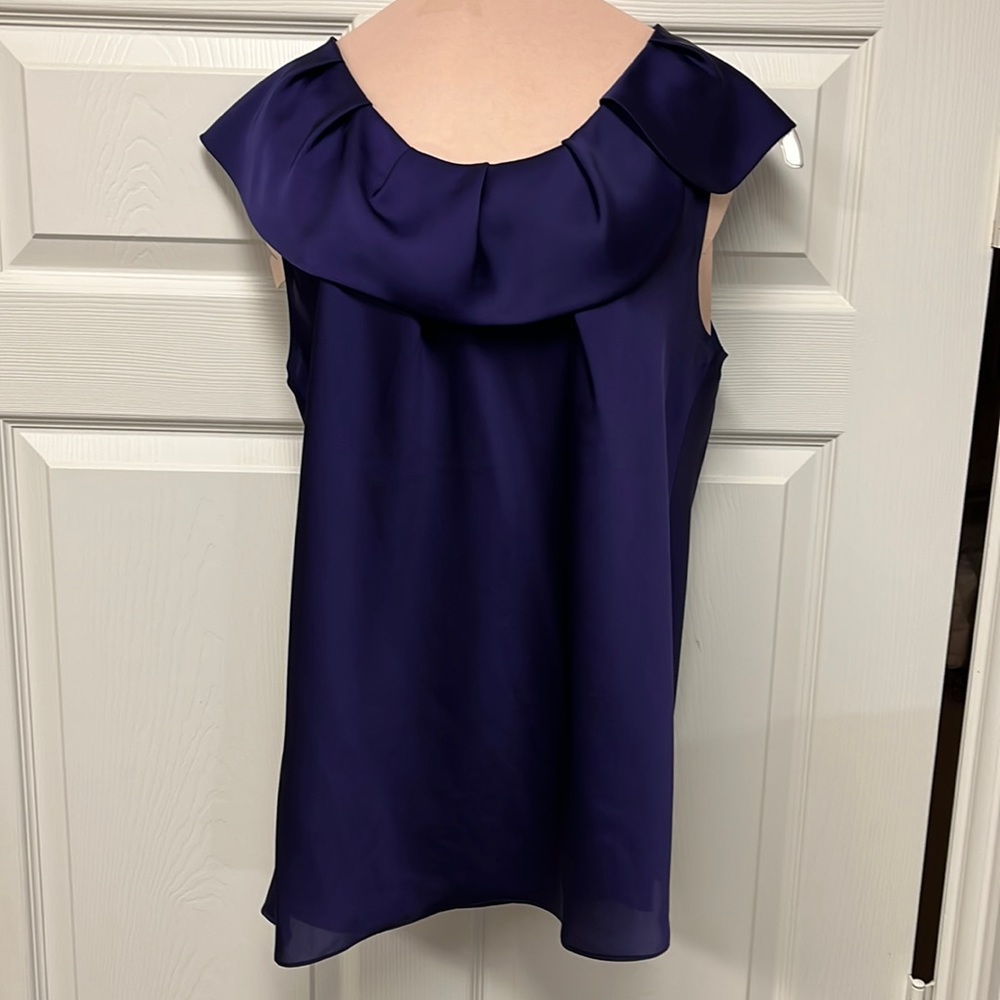 Ann Taylor sleeveless ruffle accented top